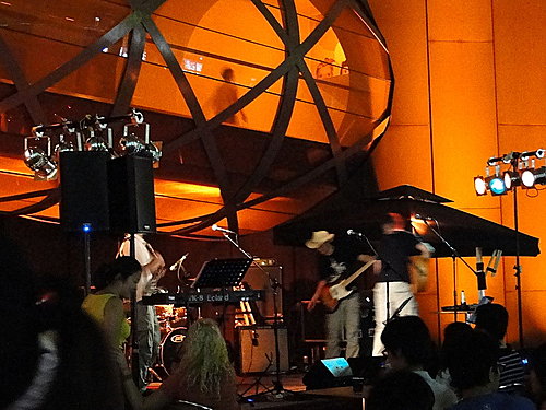 XSc82peWWo3q_8X6XaUtbA